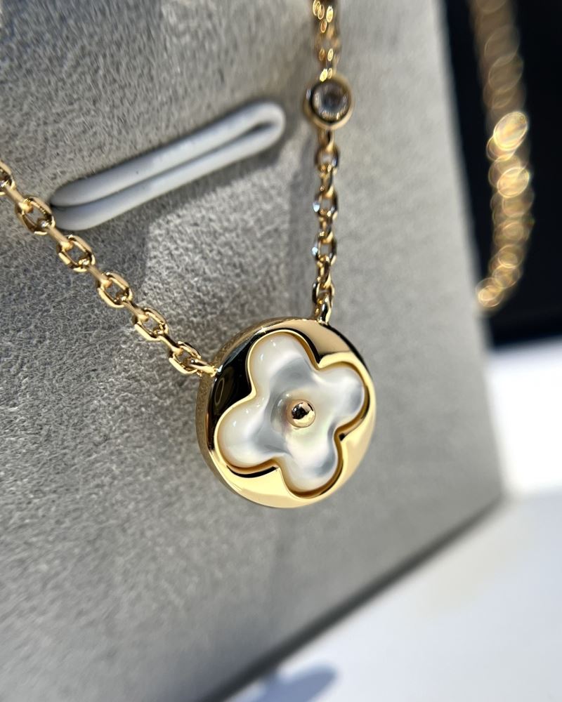 Louis Vuitton Necklaces